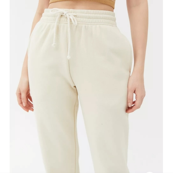 FINAL PRICE! NEW! UO JOGGERS! - Picture 3 of 6